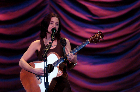 092509_ENT_Ani DiFranco_MRM_012.jpg